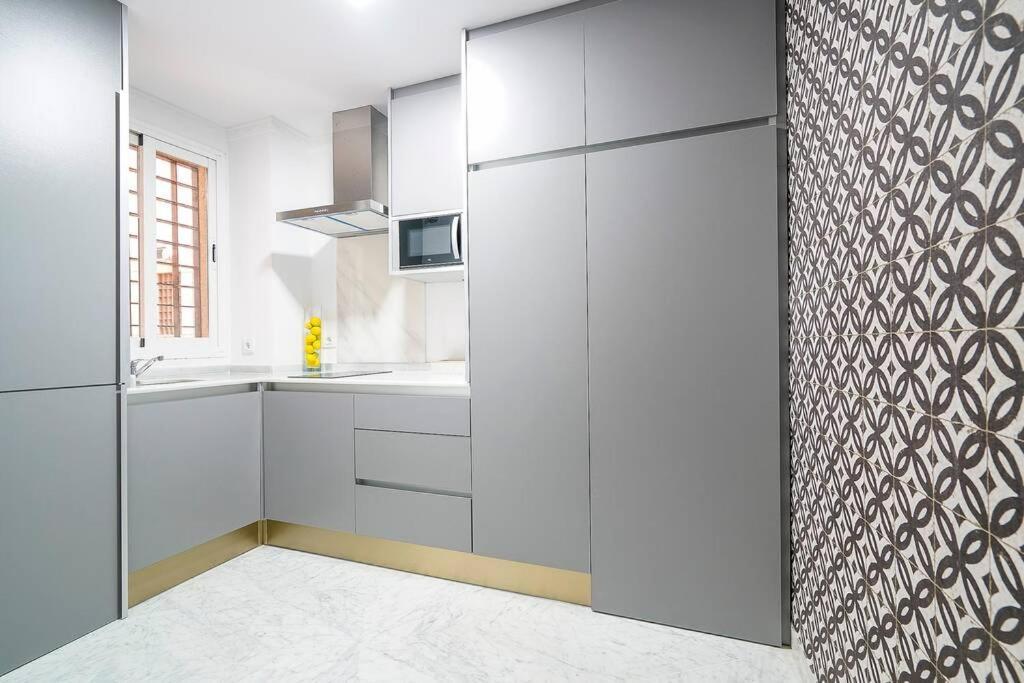 Lovely And Chic Apartment In The Heart Of Sevilla Exterior foto